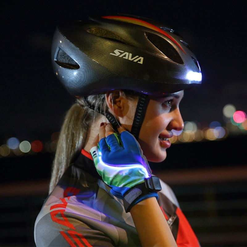 SAVA Bicycle helmet Bike helmet Night cycling safe helmet with turning light LED Wireless control USB charge Helmet Bike light